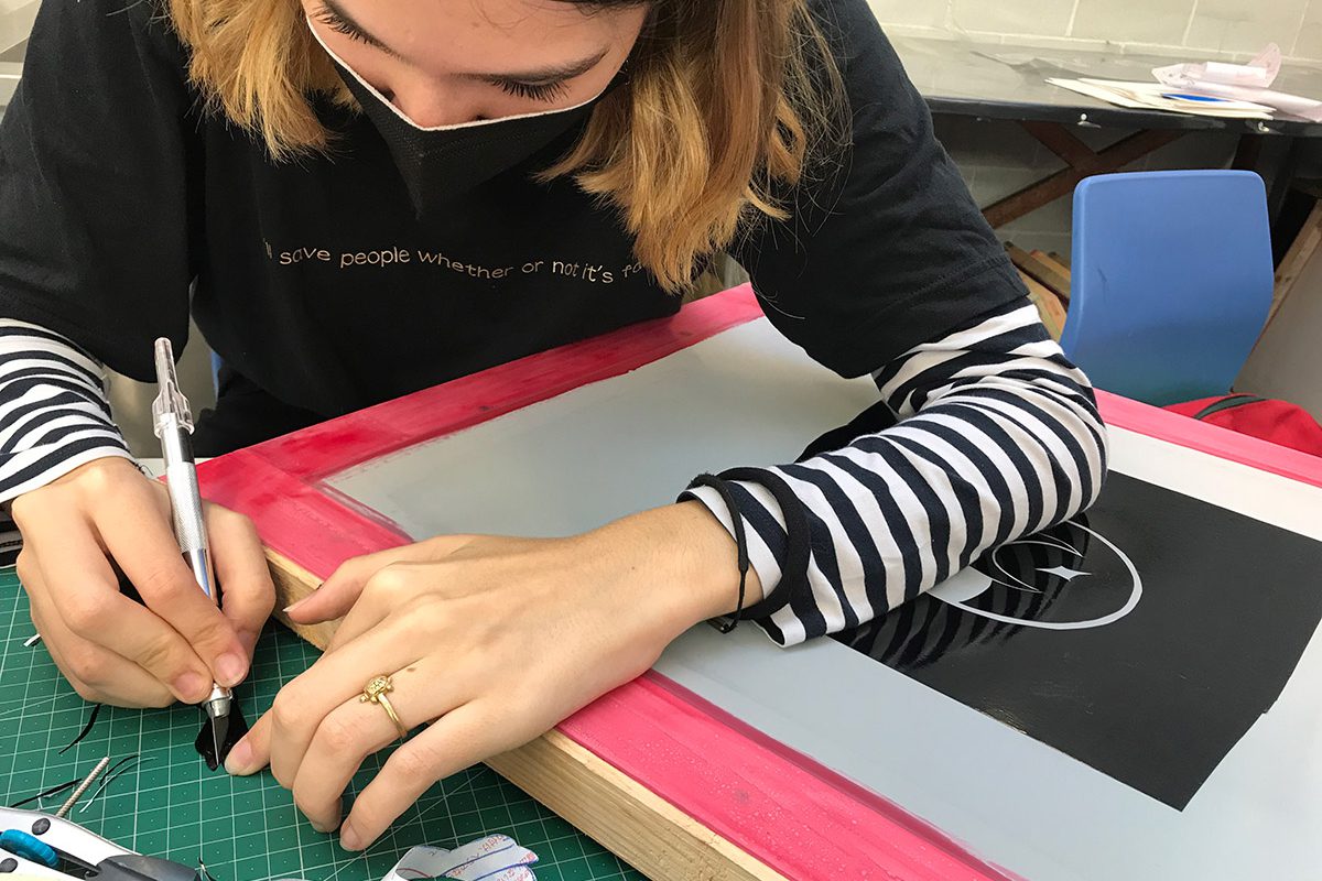 Cicle Formatiu de Grau Mitjà de Serigrafia Artística