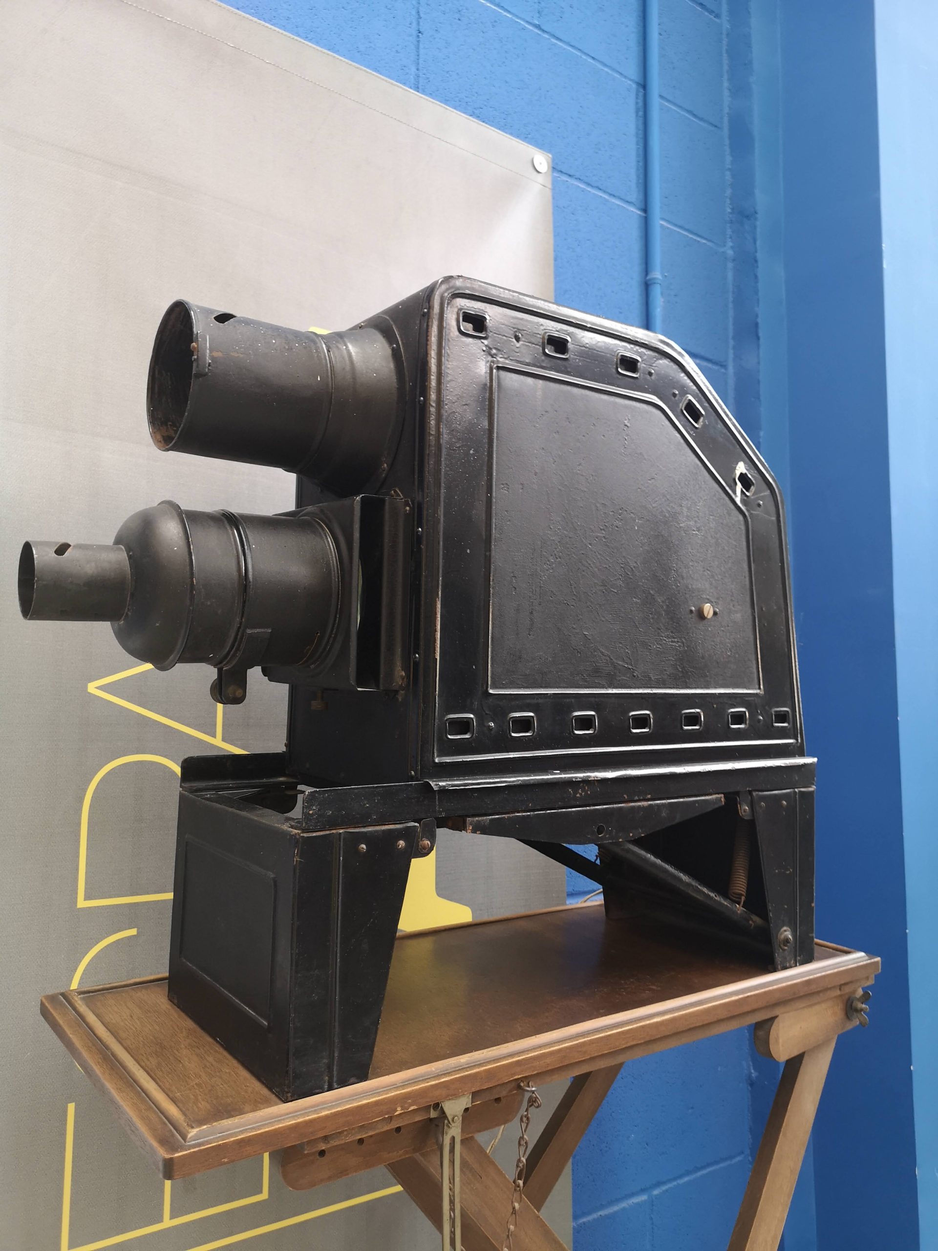 Proyector De Placas De Vidrio De Llotja
